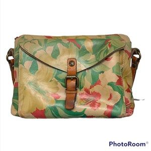 Patricia Nash Avellino Crossbody in Multi Floral Leather Purse